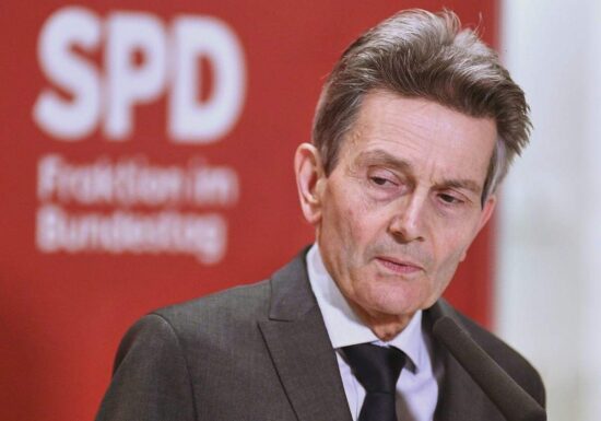 Mützenich drängt auf Beteiligung der EU an Ukraine-Verhandlungen