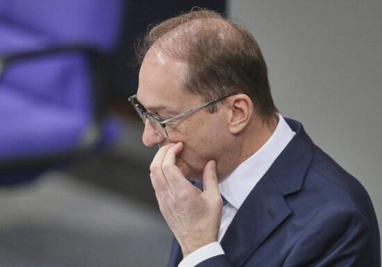 Geheimdienste und Cyberdome: Behrens bei Dobrindt-Plänen skeptisch