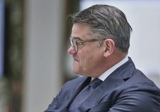 Rhein stellt sich gegen Forderungen von CDU-Wirtschaftsflügeln