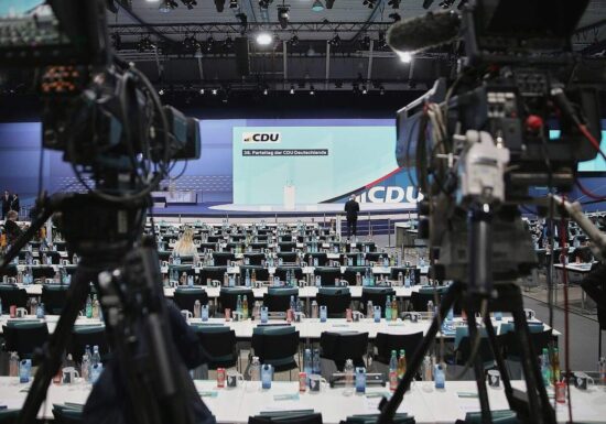 CDU setzt Bundesparteitag in Stuttgart fort