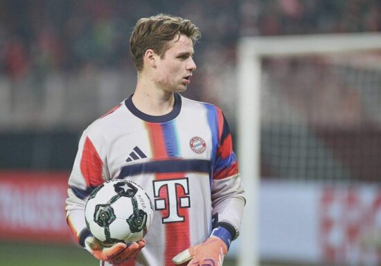 1. Bundesliga: Bayern gewinnen in Dortmund