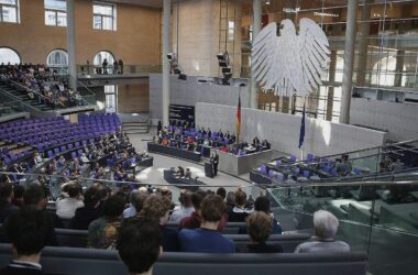 Diäten der Bundestagsabgeordneten steigen deutlich