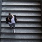 Deutsche Telekom baut KI-Assistenten in Telefonate ein