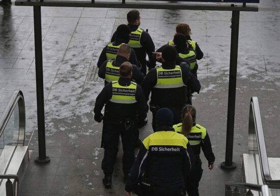 GdP reagiert zurückhaltend auf SPD-Pläne zur Bahn-Sicherheit