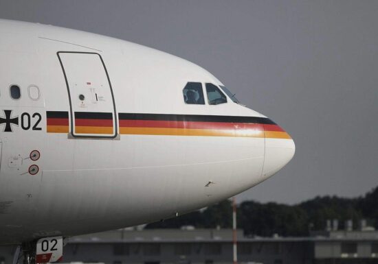 SPD begrüßt Reise von Merz in die Golfregion