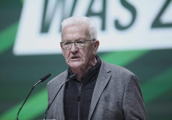 Kretschmann warnt Grüne vor Zusammenarbeit mit Linkspartei