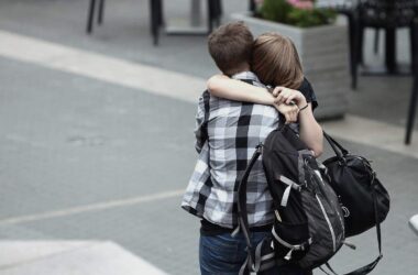 Umfrage: Jeder Vierte unter 30 beendet Beziehungen per Messenger