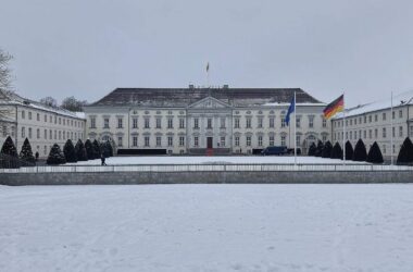 Schwarz-Rot will Bundespräsidenten am 30. Januar 2027 wählen lassen