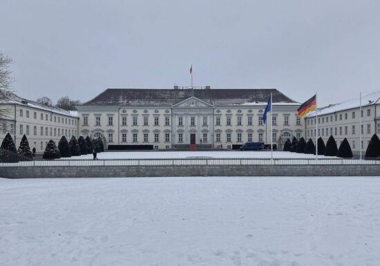 Schwarz-Rot will Bundespräsidenten am 30. Januar 2027 wählen lassen