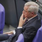 Röttgen will mehr europäische Verteidigungs- und Wirtschaftskraft