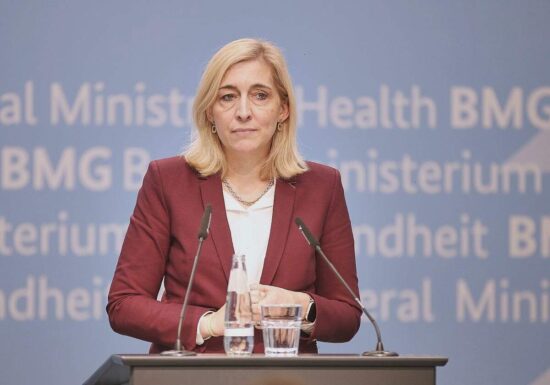 Warken kündigt Milliarden-Sparprogramm vor Sommer an