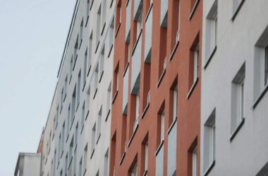 Wohnungskonzern LEG will sich aus Ostdeutschland zurückziehen