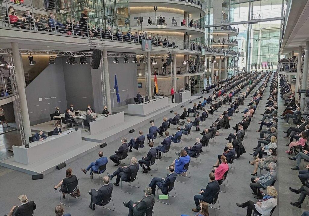 Bundespräsidentenwahl findet am 30. Januar 2027 statt