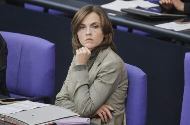 Ostbeauftragte beklagt ungleiche Erbschaften