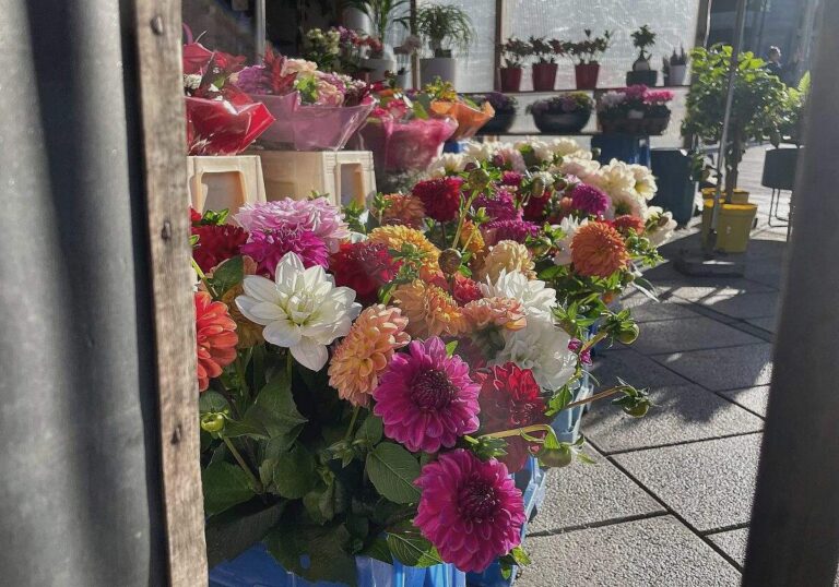 Preise für Geschenke zum Valentinstag stiegen 2025 deutlich