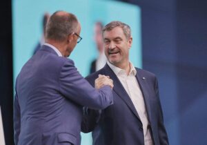 Söder lobt Merz als "unseren Trumpf bei Trump"