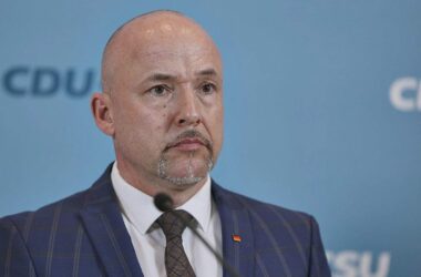 CSU-Landesgruppenchef verteidigt Anti-Grünen-Kurs