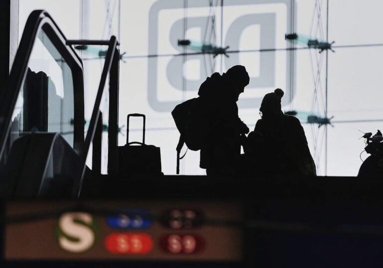 Bahn macht zumindest operativ wieder Gewinn