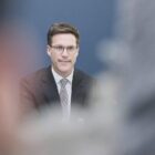 Alice Schwarzer erteilt Manuel Hagel Absolution - "kein Sexismus"