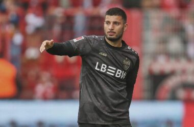 1. Bundesliga: Stuttgart gewinnt haushoch in Augsburg