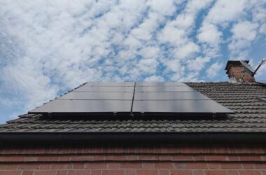 Immer mehr Unternehmen und Haushalte setzen auf Photovoltaik