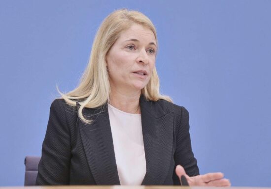 DB-Chefin gesteht Fehler bei Generalsanierung des Schienennetzes