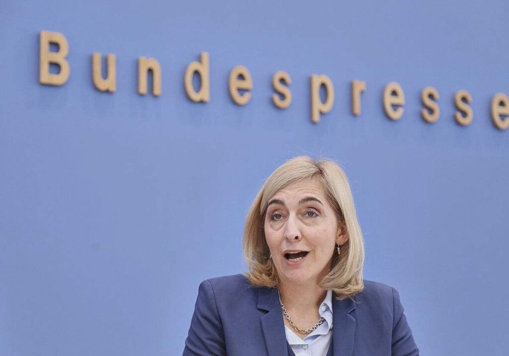 Warken fordert Kompromissbereitschaft bei Sparvorschlägen