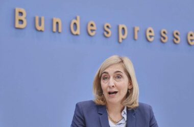 Warken fordert Kompromissbereitschaft bei Sparvorschlägen