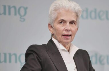 Bericht: Strack-Zimmermann bietet sich für FDP-Doppelspitze an