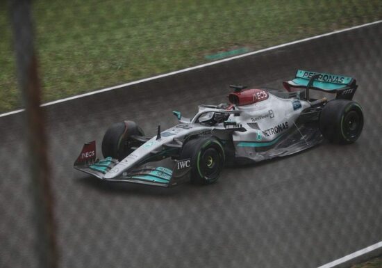 Formel 1: Mercedes holt Doppelpole beim Großen Preis von China