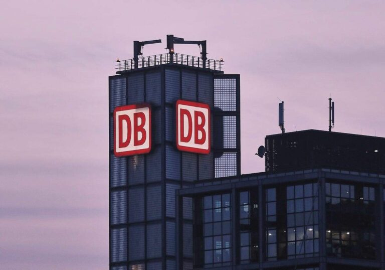GDL kritisiert "Geldwaschmaschine" Deutsche Bahn