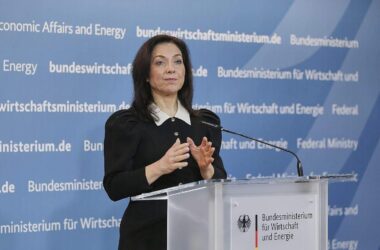 Reiche will Spritpreis-Maßnahmenpaket bis Anfang April abschließen