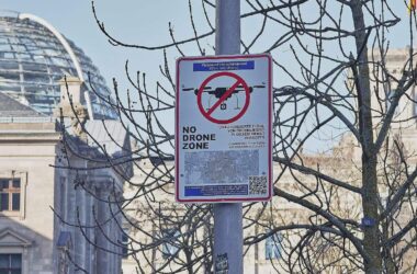 Gefahr durch Drohnen - Klöckner in Sorge um die Reichstagskuppel