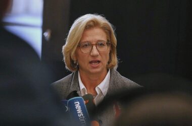 Rehlinger sieht Mehrwertsteuer-Erhöhung skeptisch