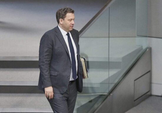 Bericht: Klingbeil will Ehegattensplitting abschaffen