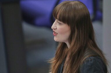 Rente: Reichinnek will Beitragsbemessungsgrenze verdoppeln