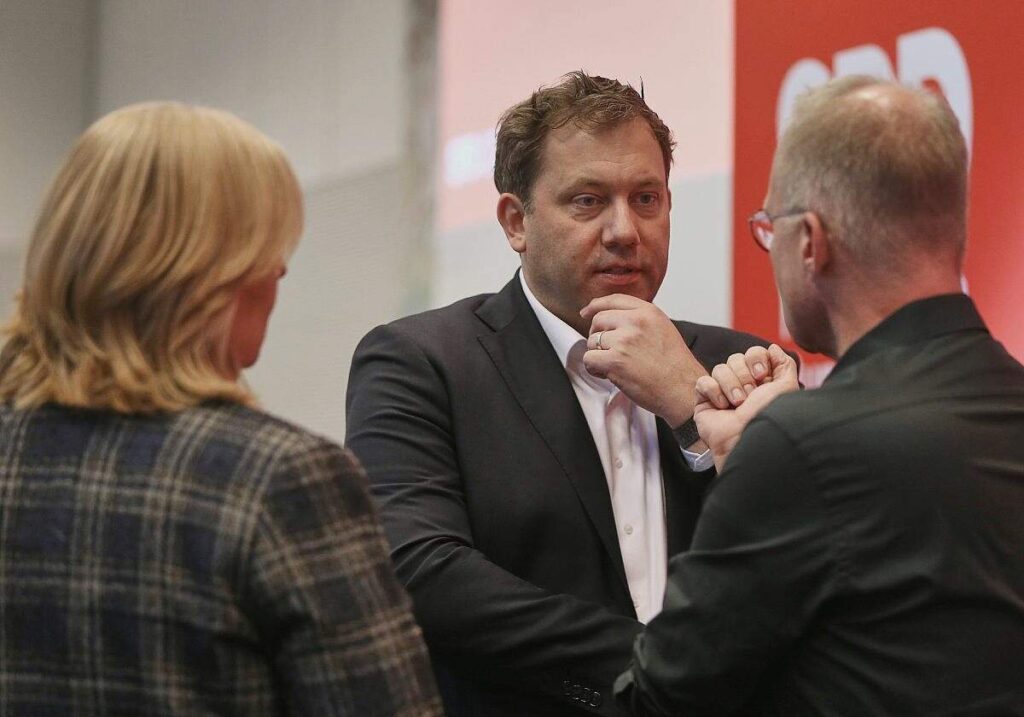 SPD sackt im "Politbarometer" auf Rekordtief