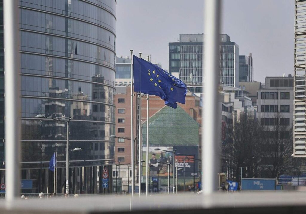 CDU/CSU-Entwurf: EU-Beitragszahlungen an Bürokratieabbau knüpfen