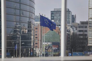 CDU/CSU-Entwurf: EU-Beitragszahlungen an Bürokratieabbau knüpfen