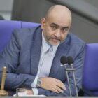 Nouripour fordert Kampf gegen iranische Strukturen in Deutschland