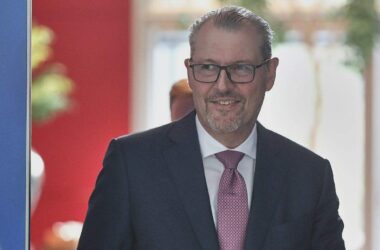 Arbeitgeberverband klagt über Bürokratie bei Ausschreibungen