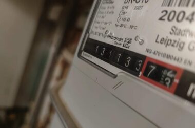 Heizungsgesetz: Reichinnek spricht von "Doppelwumms der Dummheit"