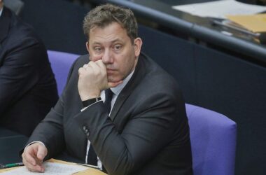 Finanzminister: Ressorts erfüllen Ein-Prozent-Sparziel