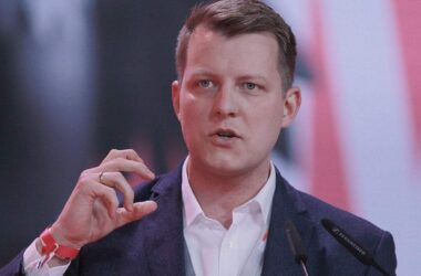 Rückendeckung für FDP-Vorsitzkandidat Höne