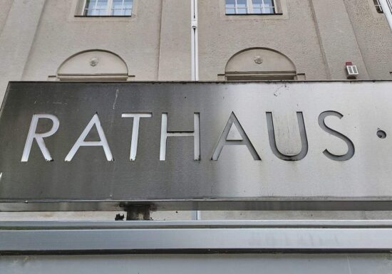 Kommunale Spitzenverbände fordern Sofort-Finanzhilfen