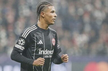 1. Bundesliga: St. Pauli und Frankfurt trennen sich torlos