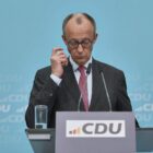 Regierung rechnet mit Wachstumsdämpfer - Reformpaket auf der Kippe