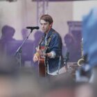 Clueso auf Platz eins der Album-Charts