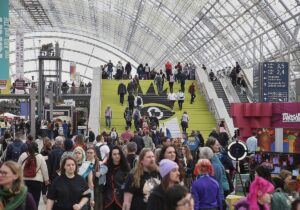 Leipziger Buchmesse steuert auf neuen Besucherrekord zu