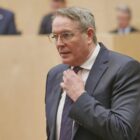 Schweitzer will USA bei Ramstein-Nutzung nicht einschränken